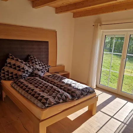 Landchalet * Lalling